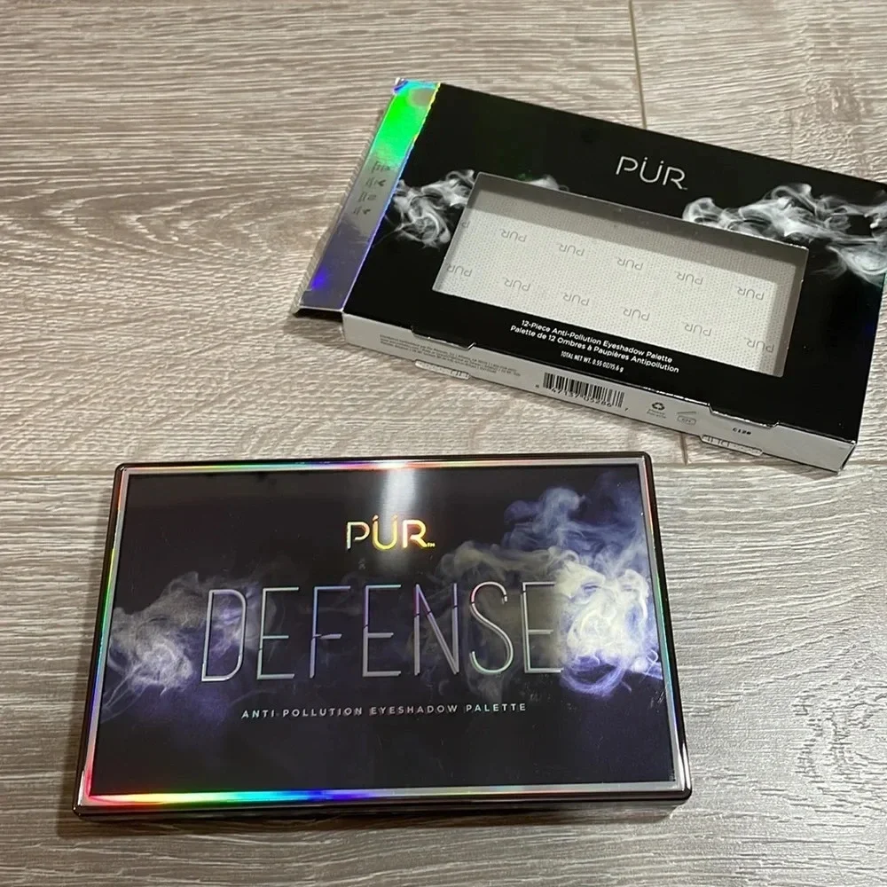 New in box Pur defense anti pollution eyeshadow palette